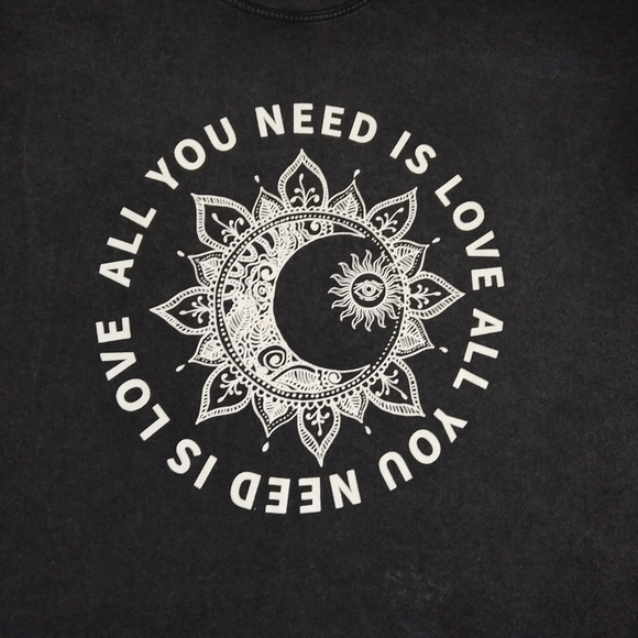 Riot Queen👑 "All You Need Is Love"❤️ Graphic Tee - Picture 3 of 7